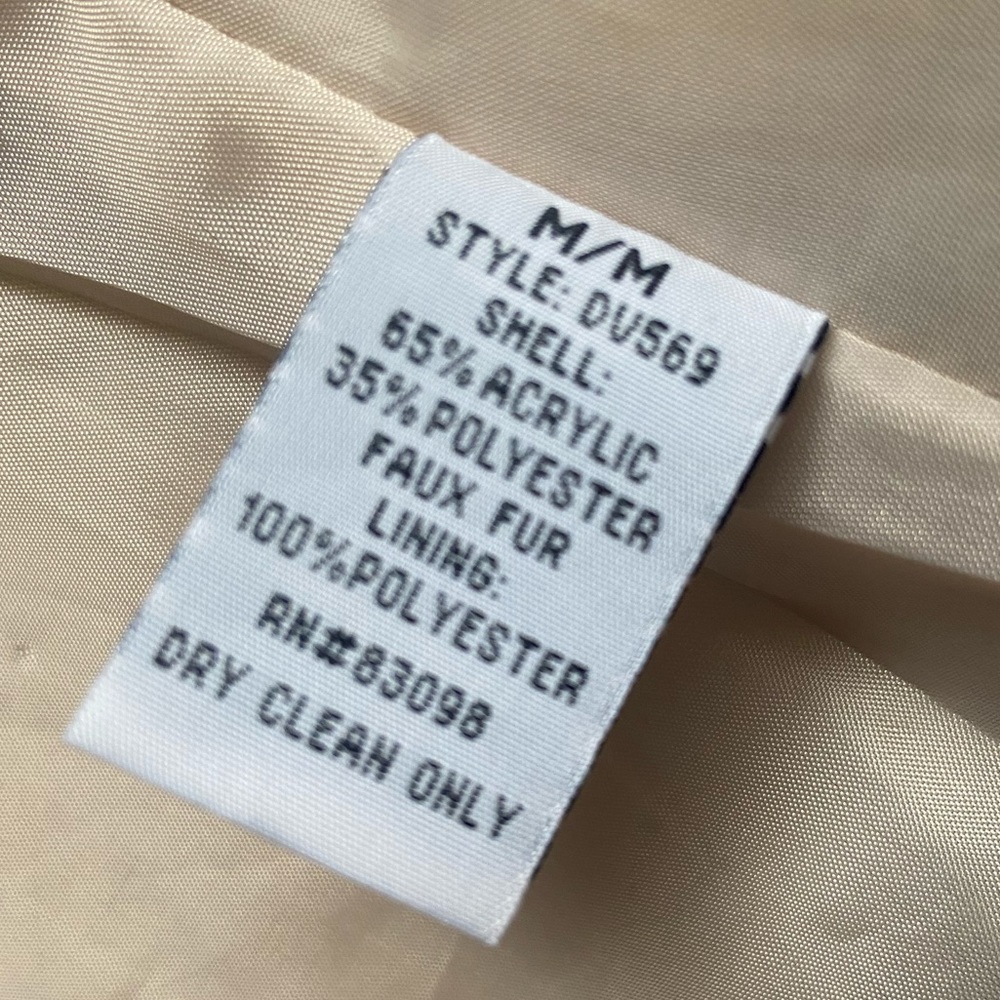 Beautiful Faux Fur Vest (Ci Sono by Cavalini) - Picture 14 of 15